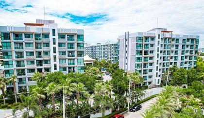 Dusit Grand Park, Очередь I — фасад здания и парковка
