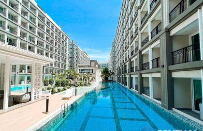 Dusit Grand Park, Очередь II — дорожка вдоль бассейна